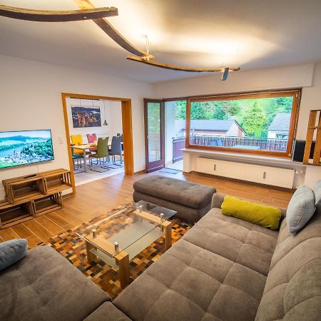 Rheintal-Ferien - 90 Qm Ferienwohnung Mit Wine & Style - Dein Urlaub Am Rhein Niederheimbach Екстериор снимка